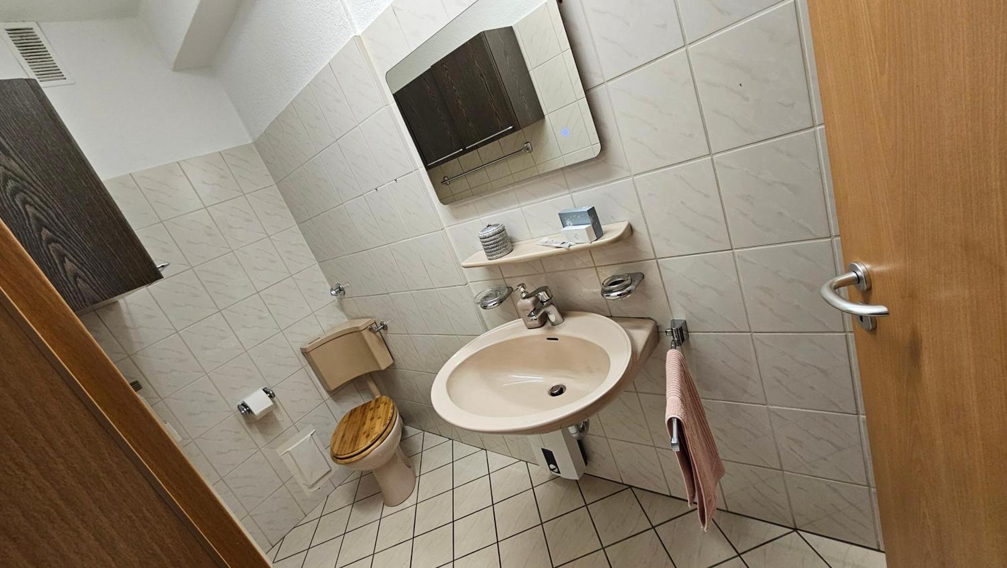 Charm - Bedroom & Kitchen Near The Main Station Hauptbahnhof *