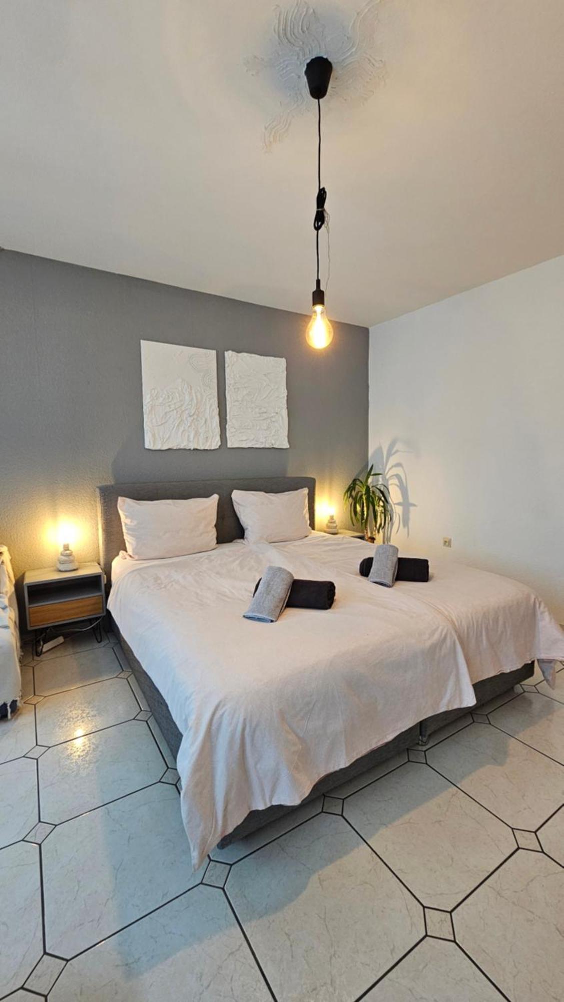 Charm - Bedroom & Kitchen Near The Main Station Hauptbahnhof